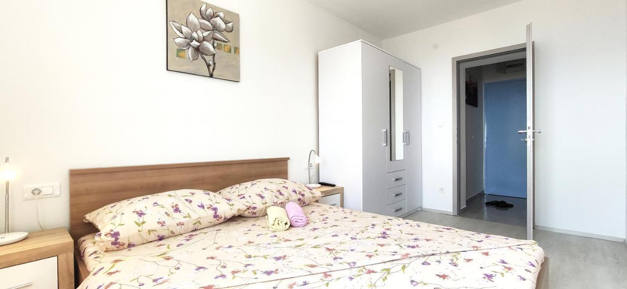 Apartment Dolores Makarska Extérieur photo